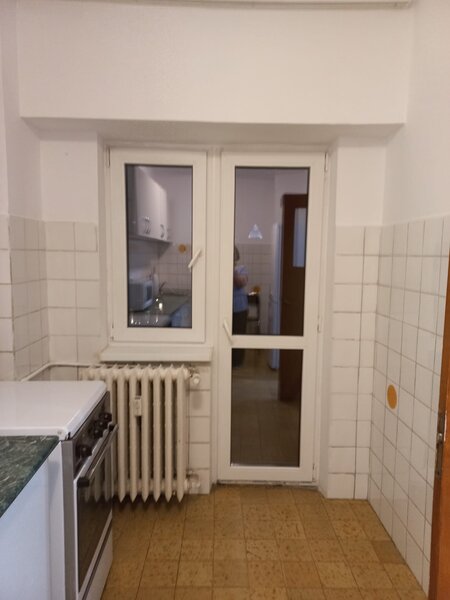 Piata Unirii, Fantani, pozitie excelenta, liber, cheia pe loc, Metrou 5min