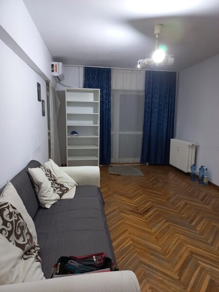 Piata Unirii, Fantani, pozitie excelenta, liber, cheia pe loc, Metrou 5min